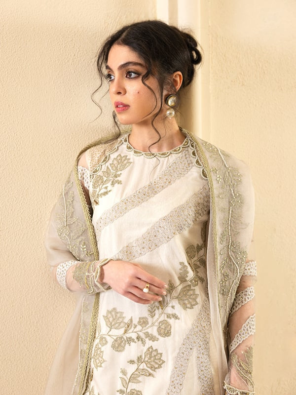 Caia | Mahiri Luxury Edit24 | PEARL - Riwayat-e-Khas