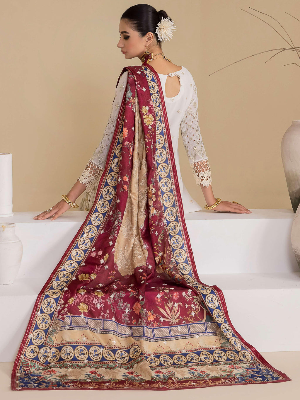 IZNIK Chinon Vol-03 Embroidered Chiffon 3Pc Suit CC-24 Bianca - House Of Anaya