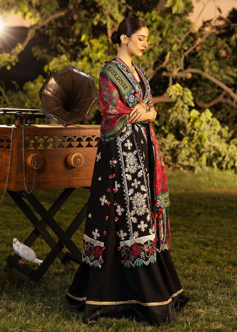 Sadaf Fawad Khan | Siraa Lawn 25 | PALM ISLAND - A - Riwayat-e-Khas