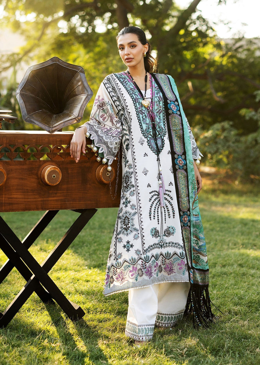 Sadaf Fawad Khan | Siraa Lawn 25 | PALM ISLAND - B - Riwayat-e-Khas