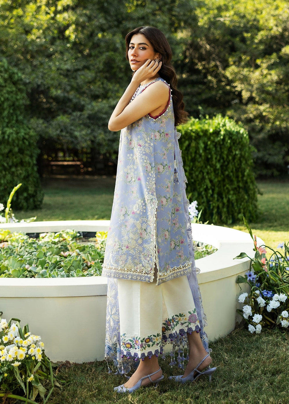 Sadaf Fawad Khan | Siraa Lawn 25 | BLOOM - A - Riwayat-e-Khas
