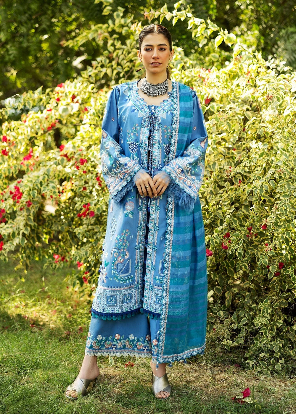 Sadaf Fawad Khan | Siraa Lawn 25 | WISTERIA - A - Riwayat-e-Khas
