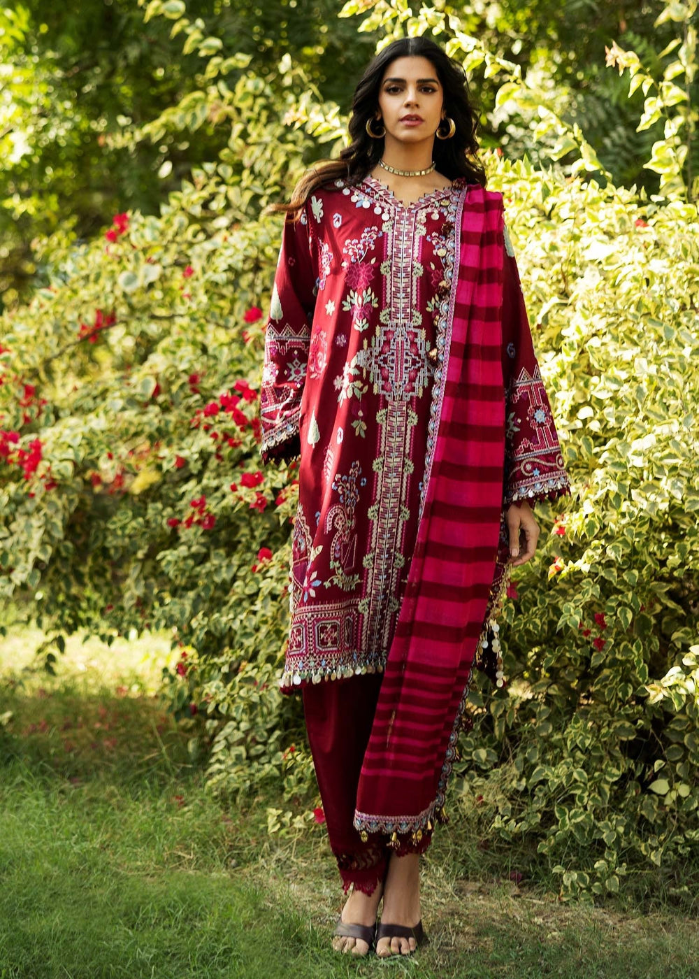 Sadaf Fawad Khan | Siraa Lawn 25 |WISTERIA - B - Riwayat-e-Khas