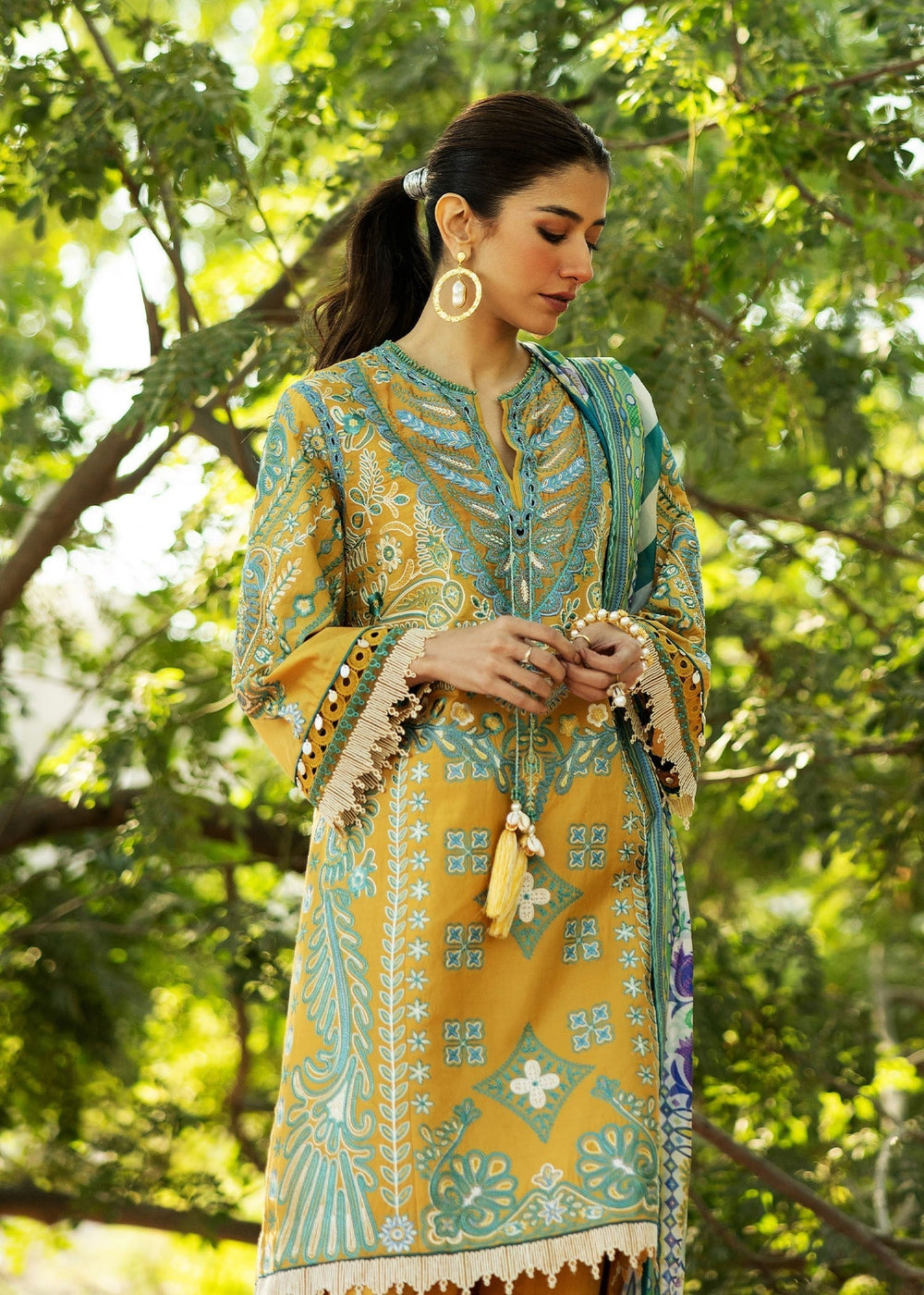 Sadaf Fawad Khan | Siraa Lawn 25 | LIANA - B - Riwayat-e-Khas