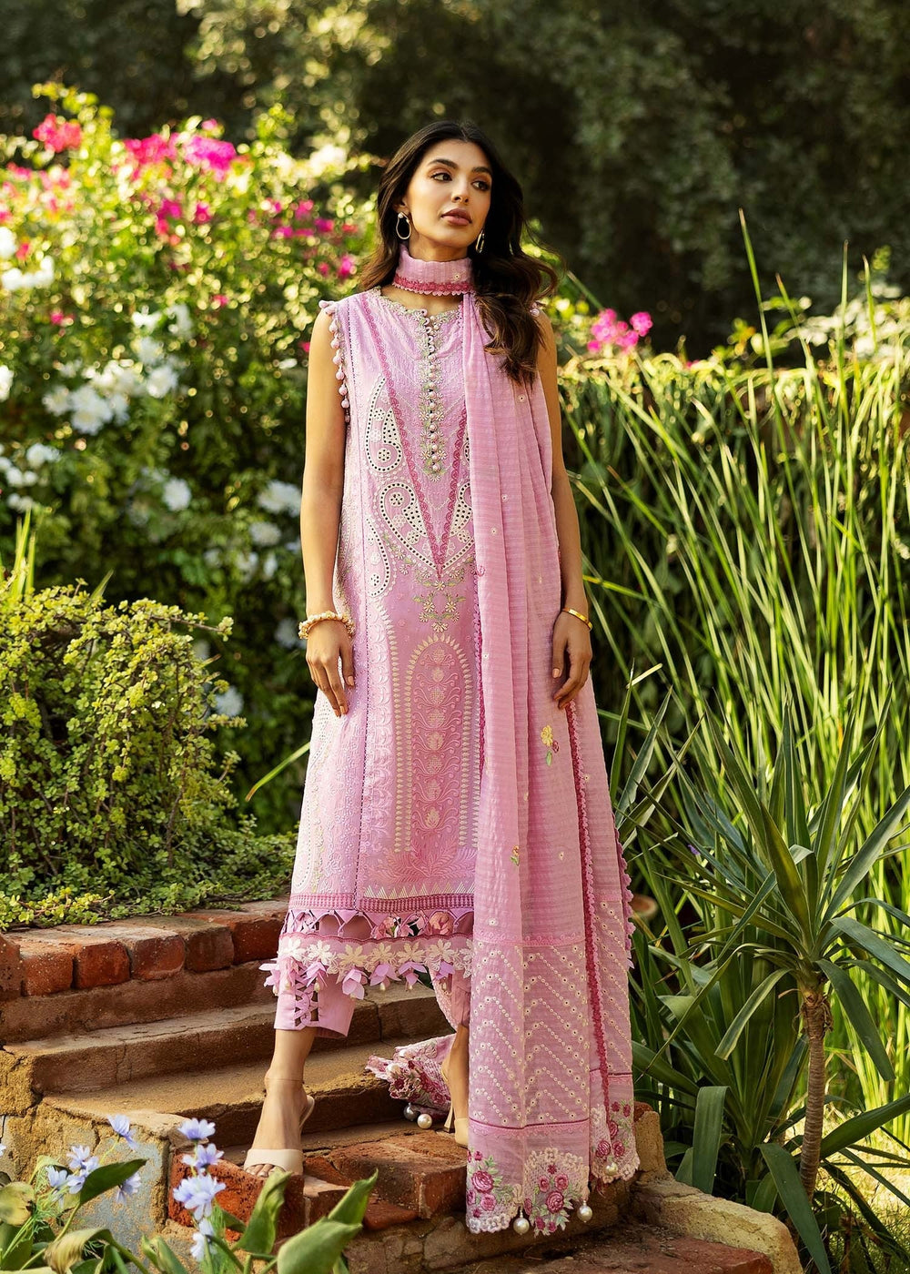 Sadaf Fawad Khan | Siraa Lawn 25 | FRENCH HEARTS - B - Riwayat-e-Khas