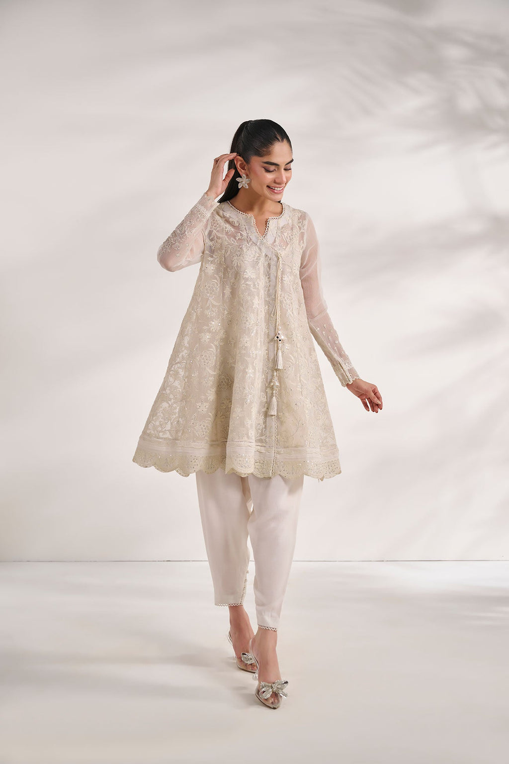 Dhanak | Signature Pret | WHITE 2PCS EMBROIDERED KURTA WITH TROUSER
