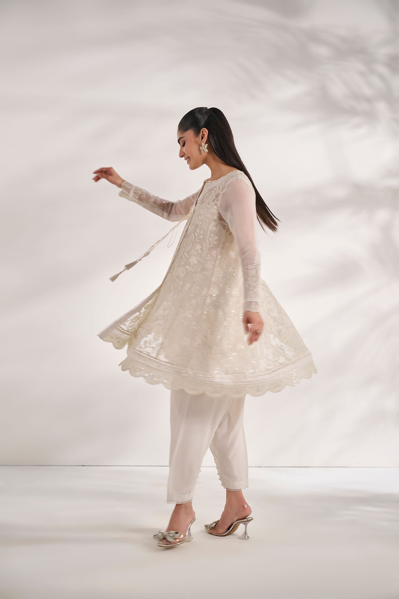 Dhanak | Signature Pret | WHITE 2PCS EMBROIDERED KURTA WITH TROUSER