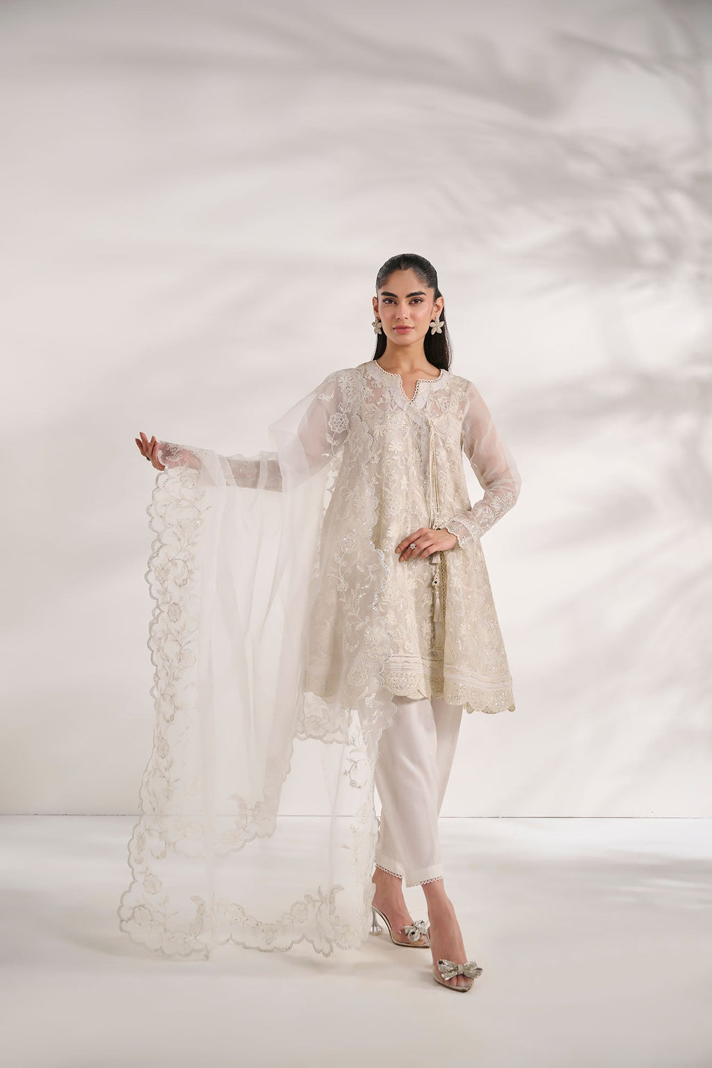 Dhanak | Signature Pret | WHITE 2PCS EMBROIDERED KURTA WITH TROUSER
