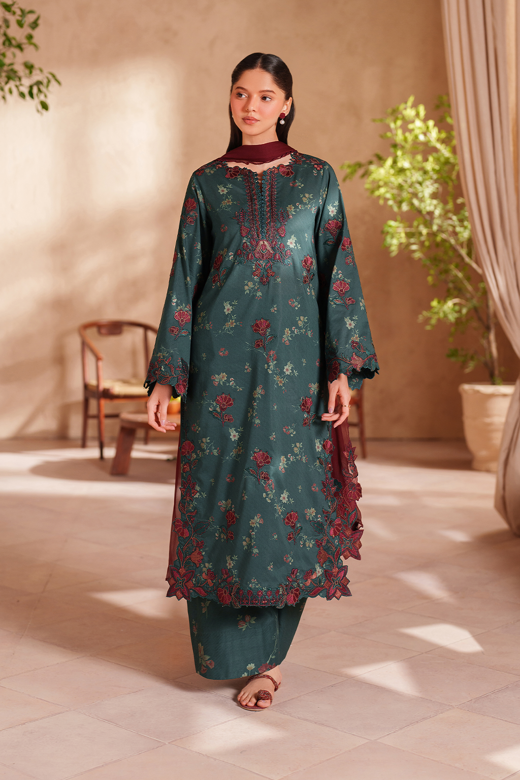 Iznik | Eid Lawn | EL-11 Embroidered Lawn