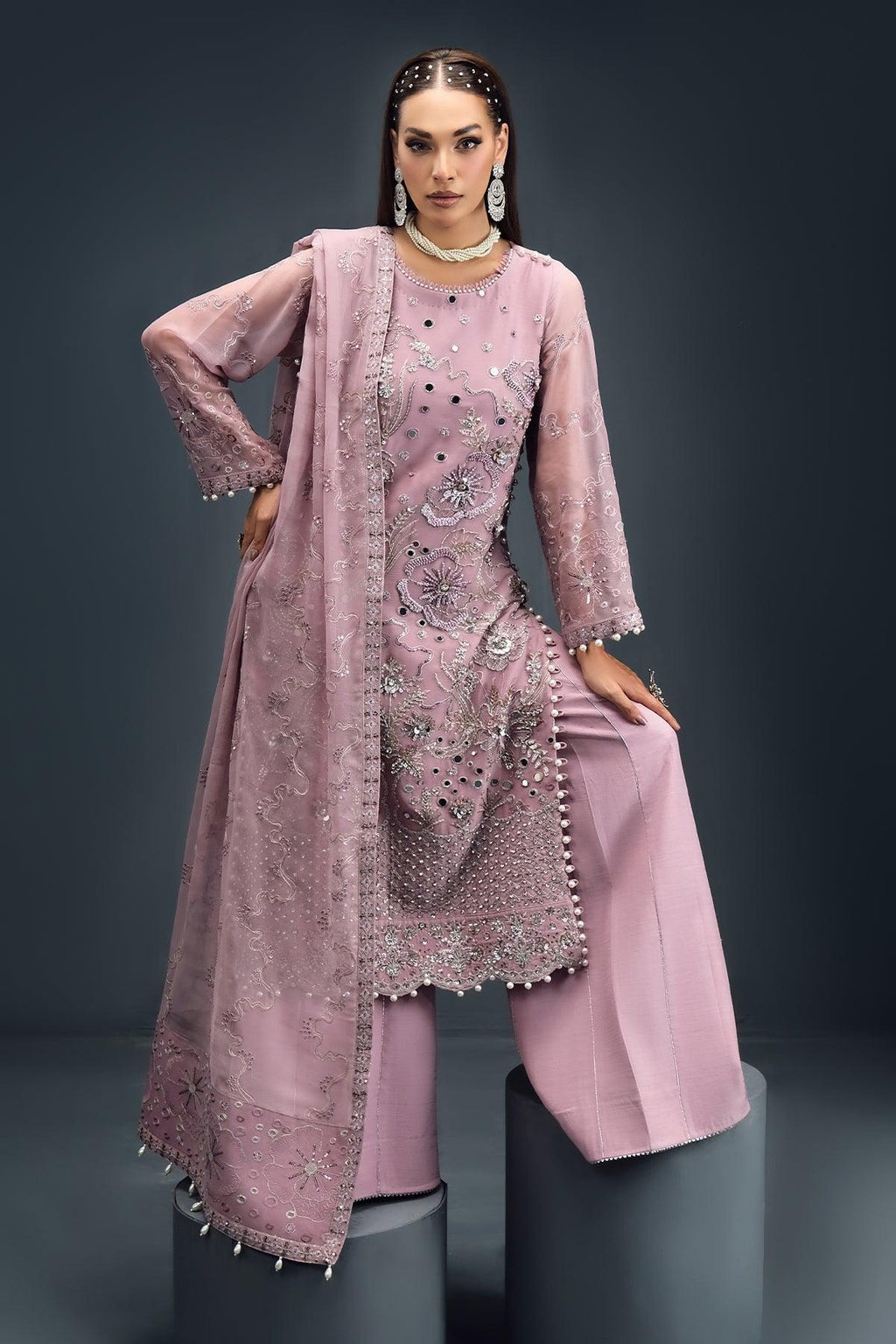 ALEEZA-Eris-Reena-V01D06 - Riwayat-e-khas