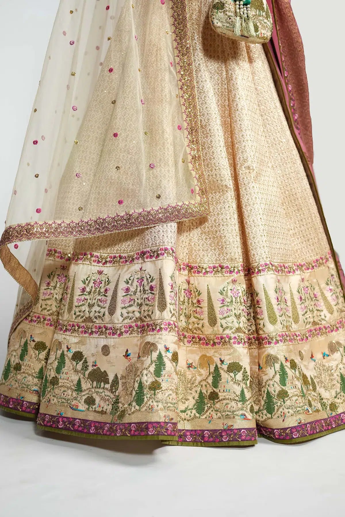 Fahad Hussayn | National Sport Casbah | Gharoli - House Of Anaya