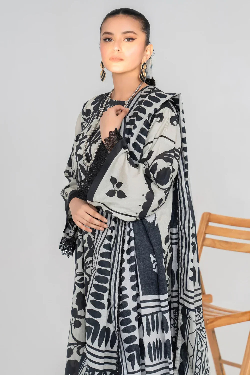 Ittehad | Printed Lawn 24 | IP3P08-3PS-LGY - House Of Anaya