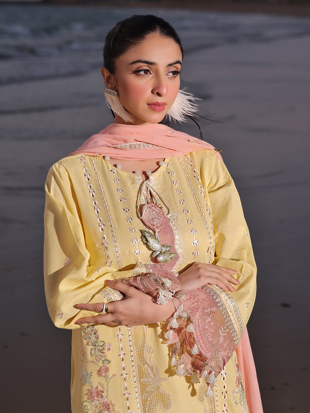 Izel | Saahil Signature Lawn 24 | MUSHQ - House Of Anaya