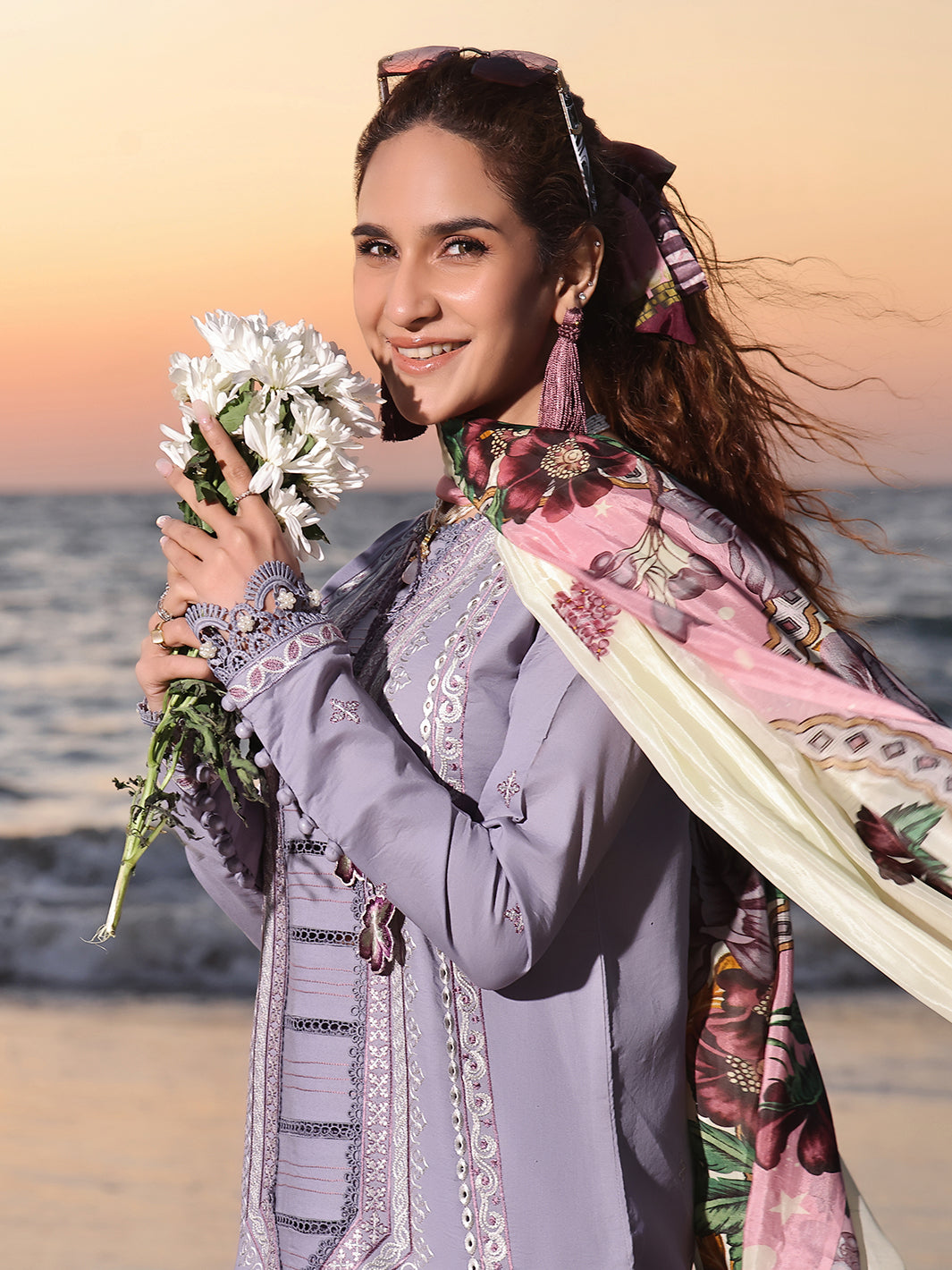 Izel | Saahil Signature Lawn 24 | VANYA - House Of Anaya
