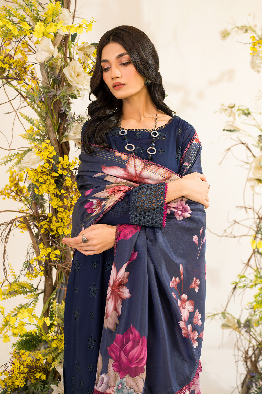 Iznik | Lawnkari 24 | UE-163 BLOOMEASE - House Of Anaya