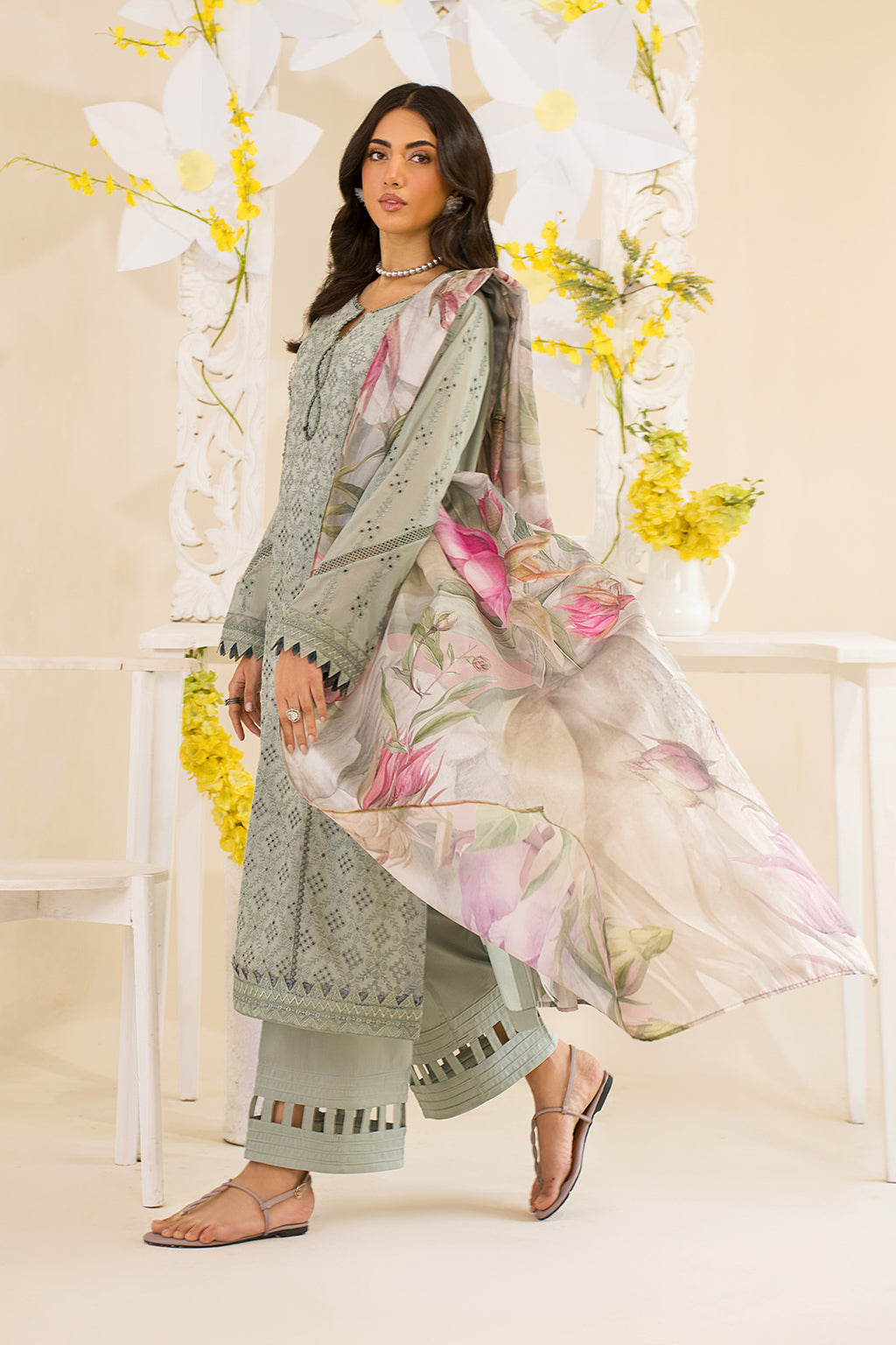 Iznik | Lawnkari 24 | UE-189 SLEEKCHIC - House Of Anaya