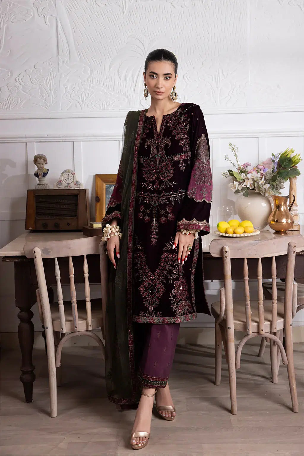 Iznik | Festive Velvet 23 | IV-30 AZITAH - House Of Anaya