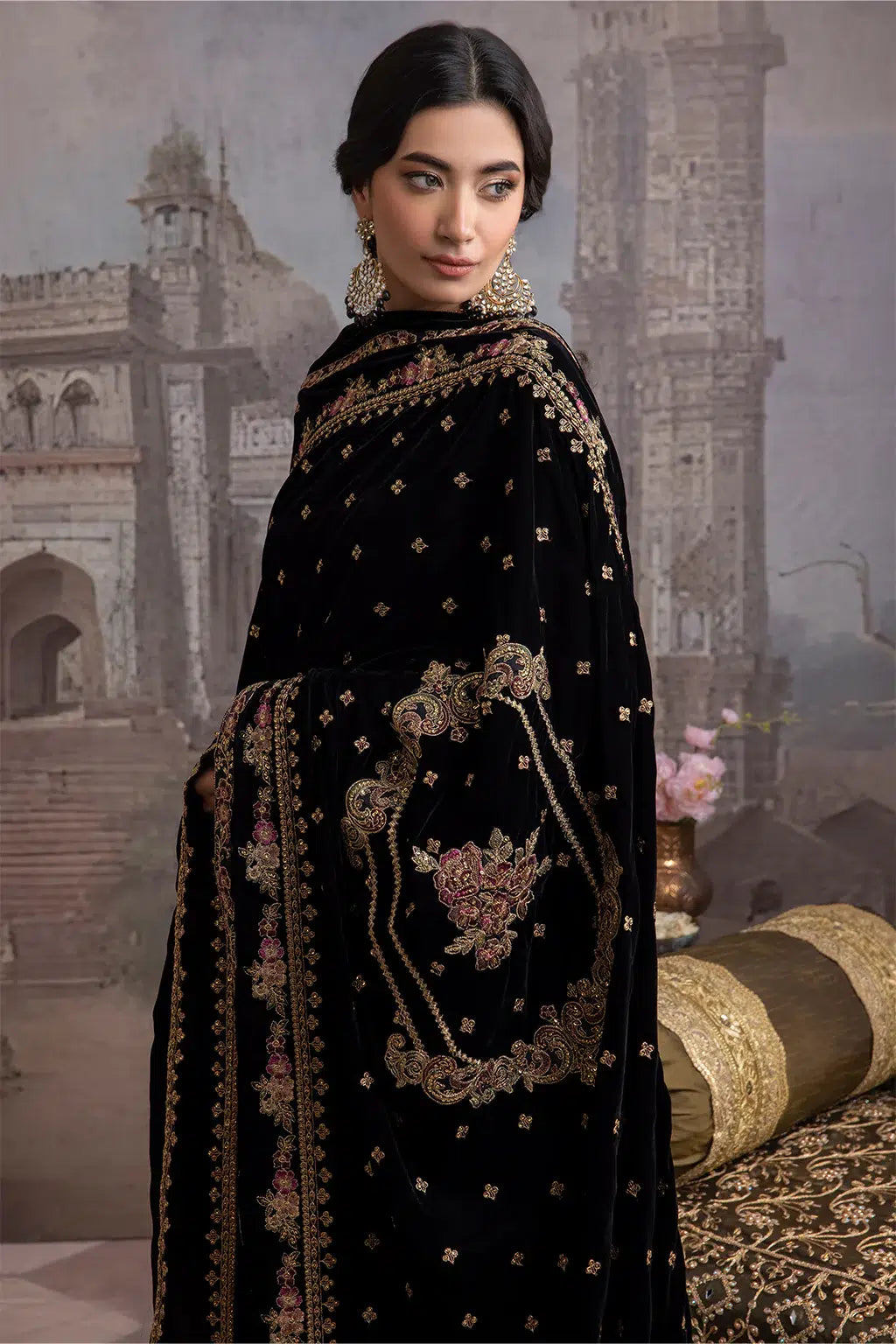 Iznik | Festive Velvet 23 | IV-28 LEILA - House Of Anaya