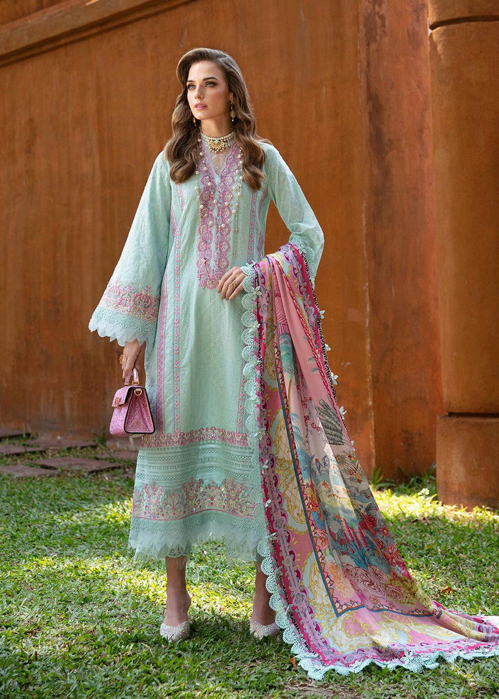 Kanwal Malik | Sareen Luxury Lawn 24 | Lilly - House Of Anaya