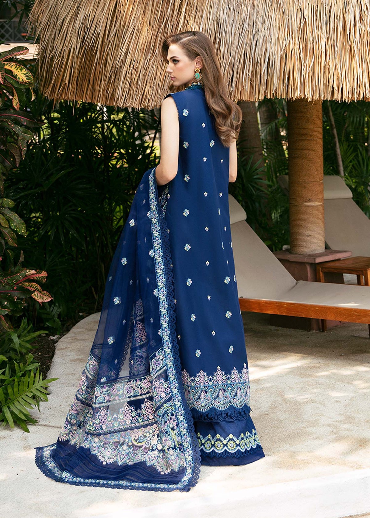 Kanwal Malik | Sareen Luxury Lawn 24 | Rohma - House Of Anaya