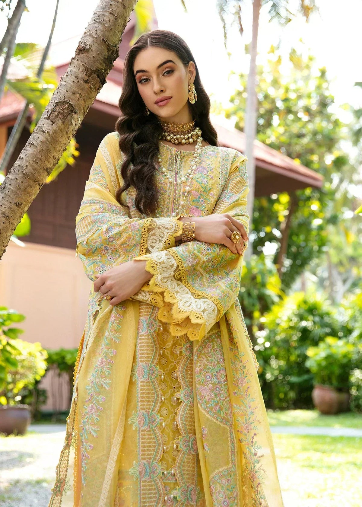 Kanwal Malik | Sareen Luxury Lawn 24 | Vanessa - House Of Anaya