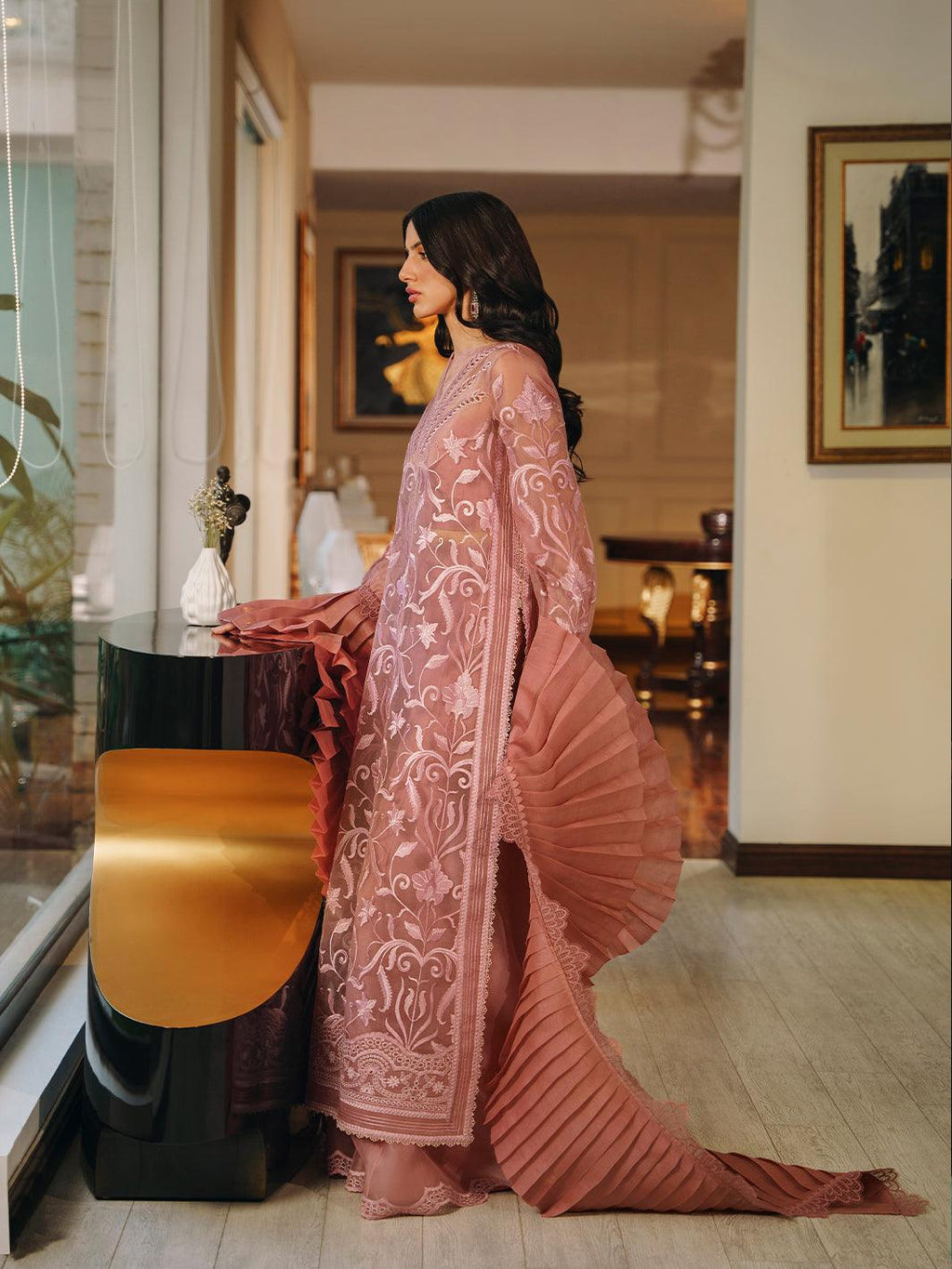 Amroz Atelier | Reveur Formals | Le Ros????Ÿ???? - Riwayat-e-Khas