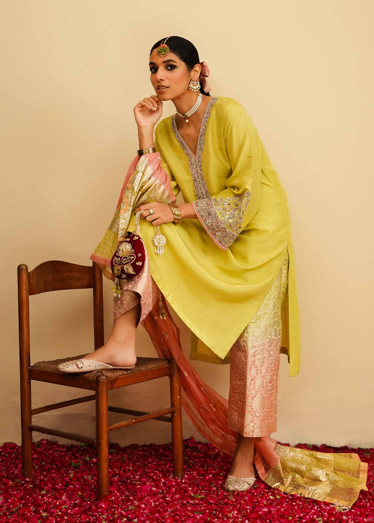 Mahgul | Eid Edit 2024 | Lemon Mint - Riwayat-e-Khas