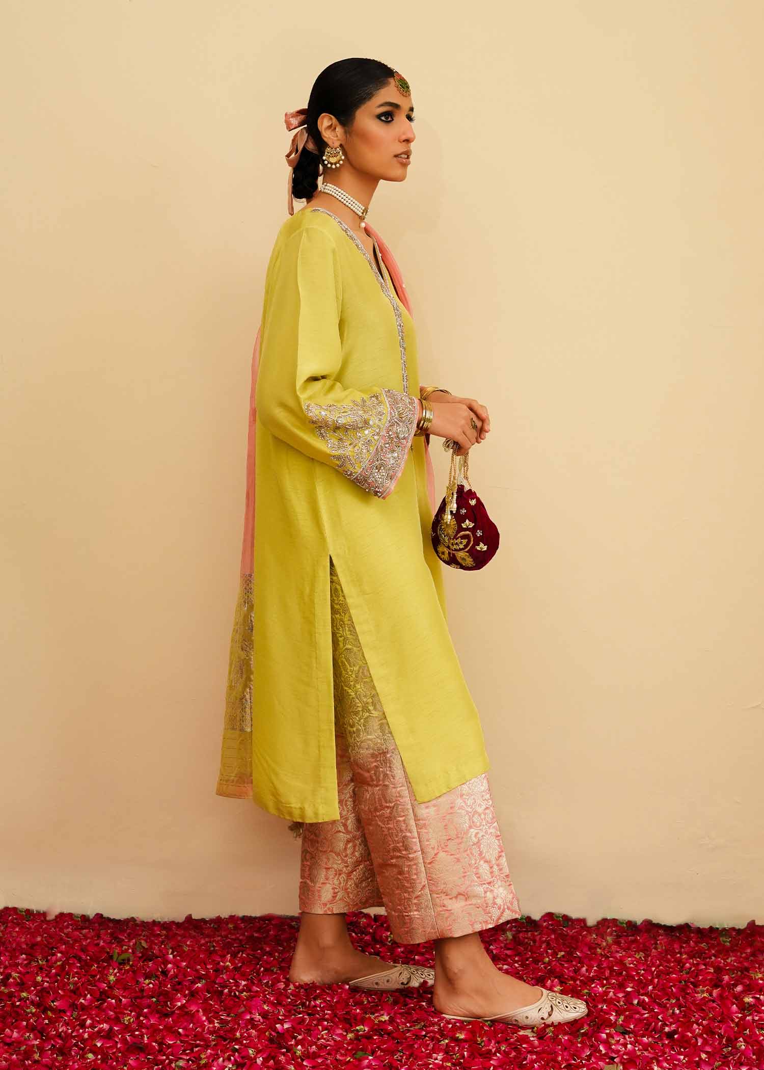 Mahgul | Eid Edit 2024 | Lemon Mint - Riwayat-e-Khas