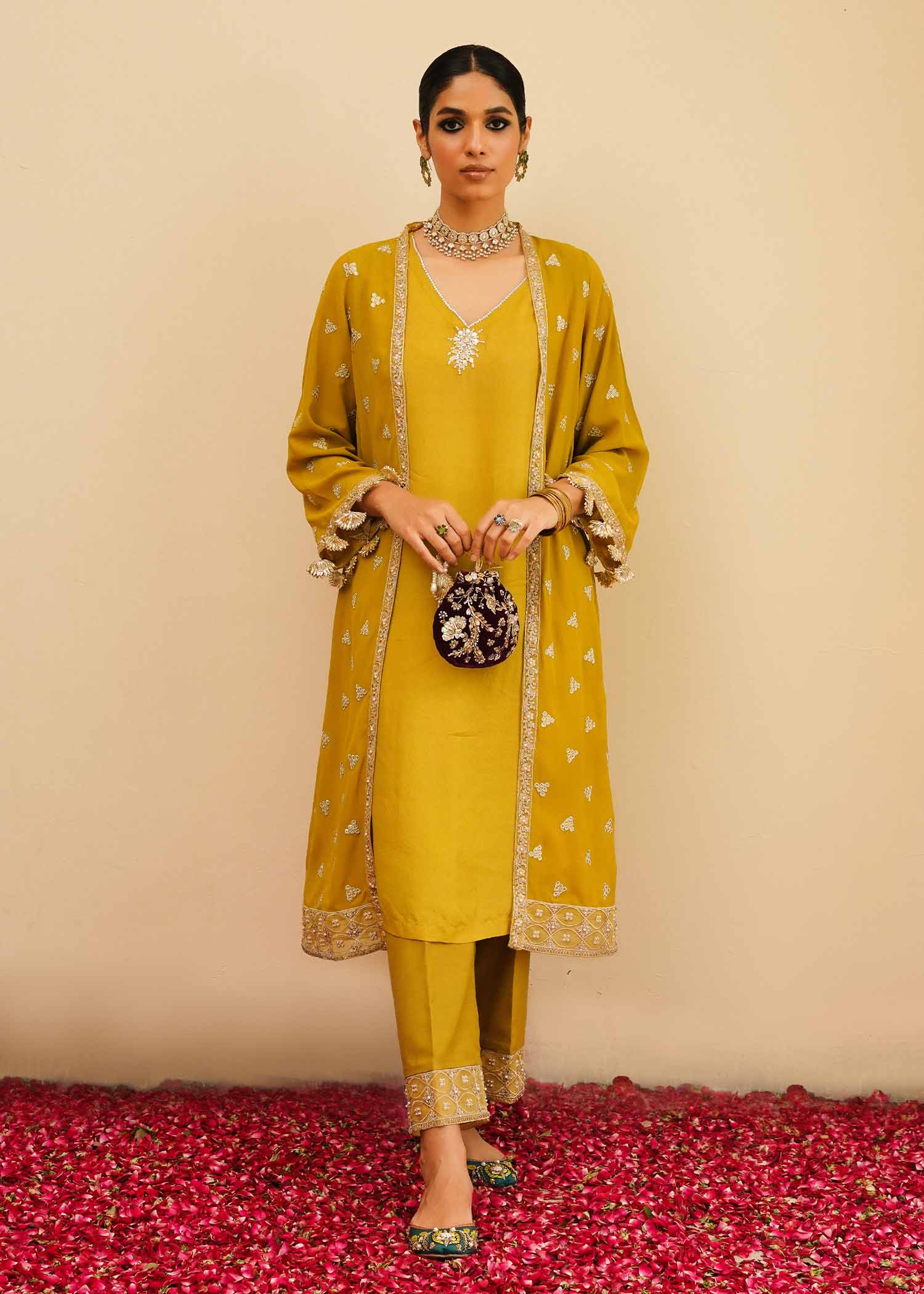 Mahgul | Eid Edit 2024 | Mustard Shine - Riwayat-e-Khas
