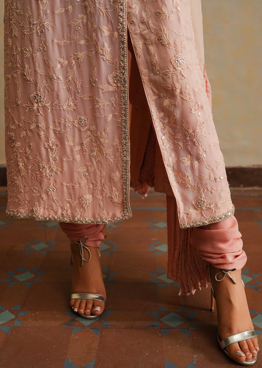 Mahgul | Eid Edit 2024 | Pink Shade - Riwayat-e-Khas