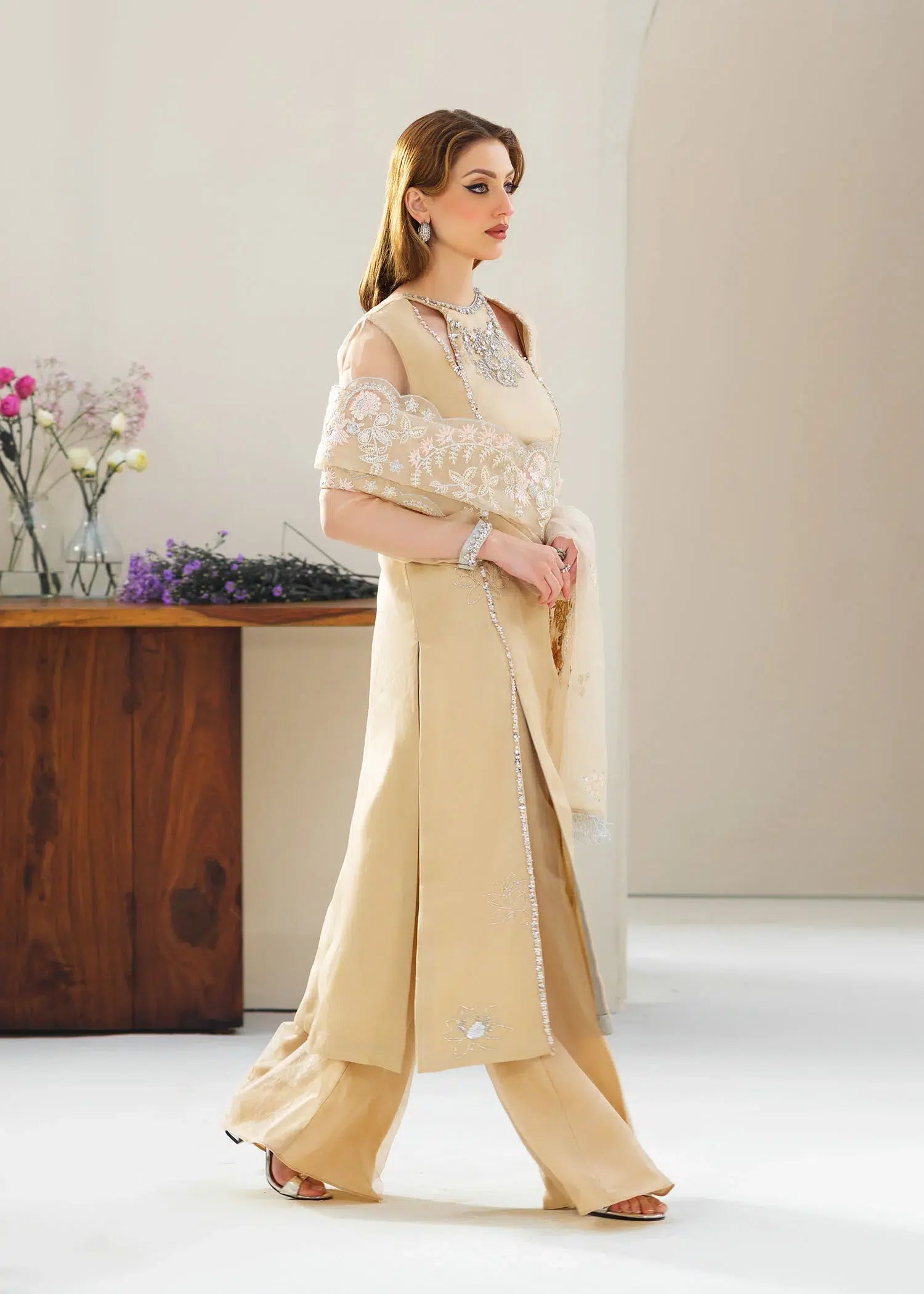 Mahum Asad | Forever and Ever Formals | Glow - House Of Anaya