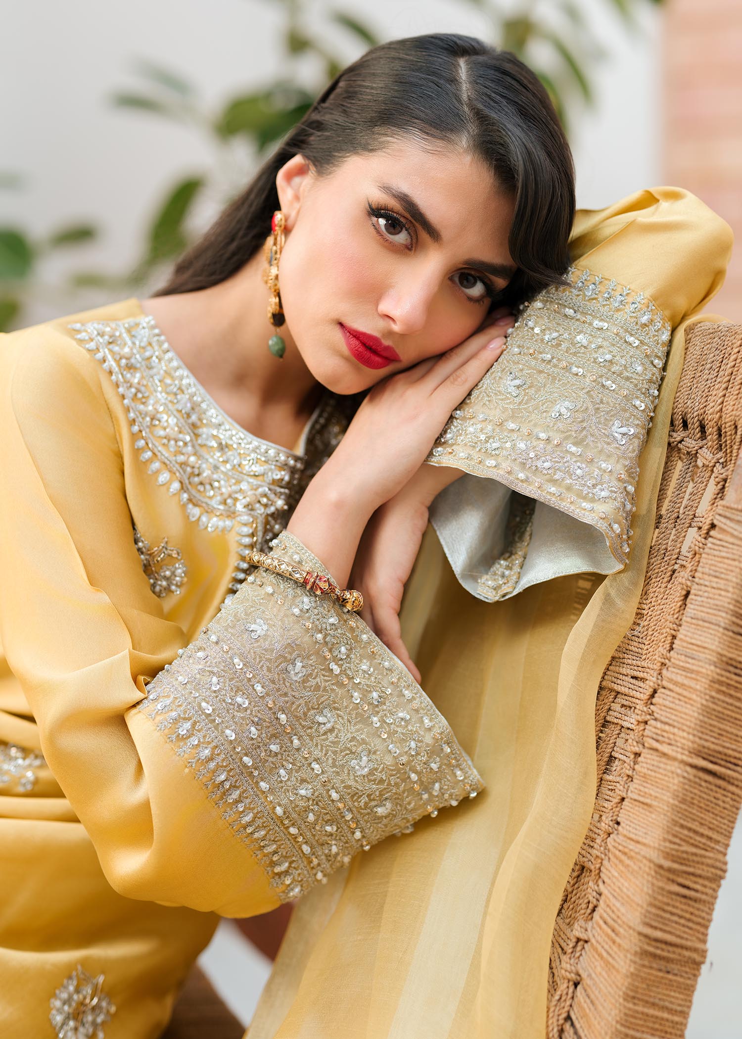 Mahum Asad | Raising The Bar | Bombshell - House Of Anaya