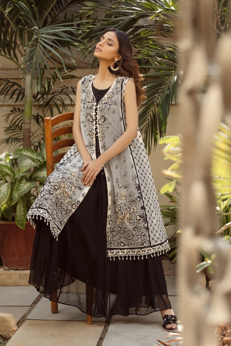 Panache | Pret | Majestic Monotony