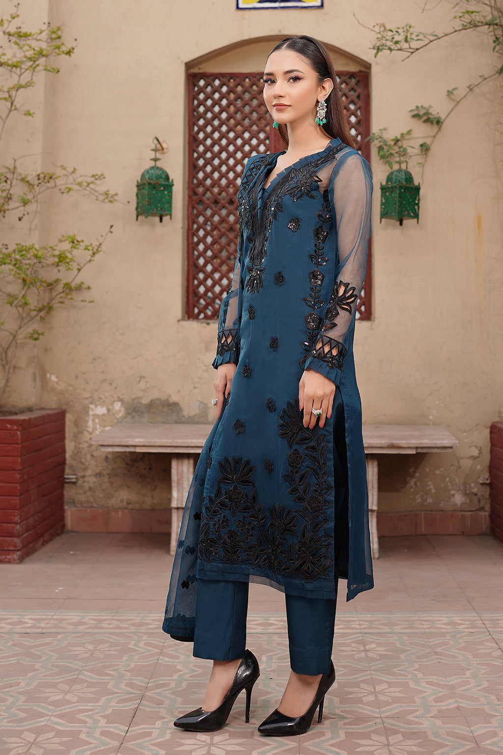 Maryams | Luxury Eid Pret | M-1102 - Riwayat-e-Khas