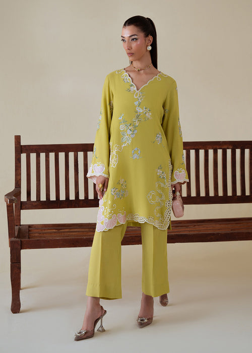Saira Shakira | Basic Pret 25 | Spring Bloom