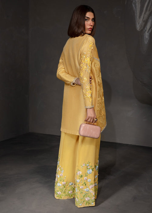 Saira Shakira | Zarae Luxury Pret | Lumia