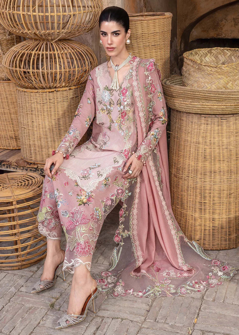 Saira Shakira | Winter 25 | ESMAE 3-A