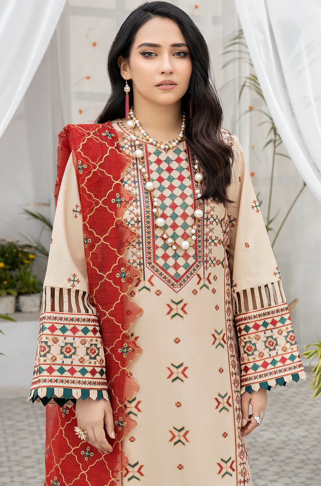 Mohagni | Muntazir Luxury Lawn 24 | AM-15 - Riwayat-e-Khas