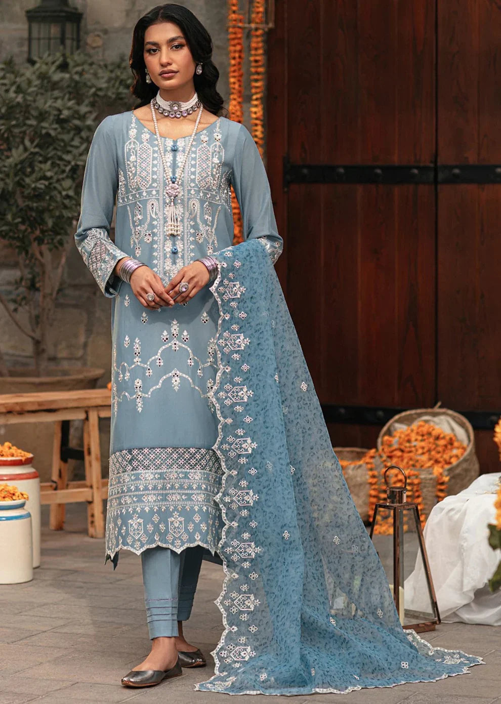 Mohagni | Muntazir Luxury Lawn 24 | CM-07 - Riwayat-e-Khas