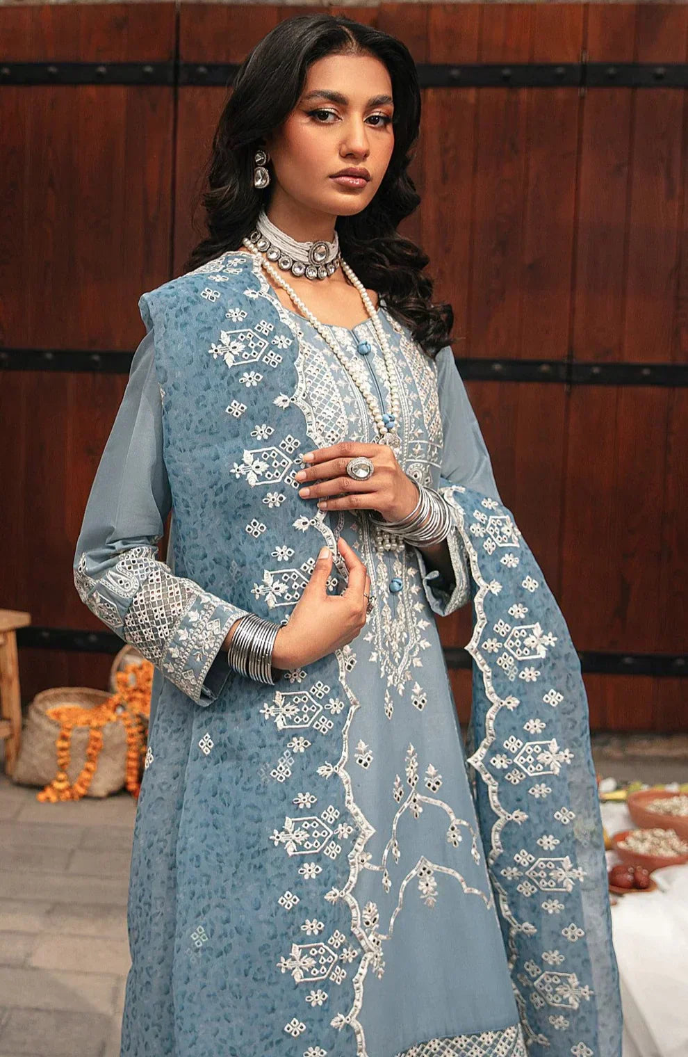 Mohagni | Muntazir Luxury Lawn 24 | CM-07 - Riwayat-e-Khas