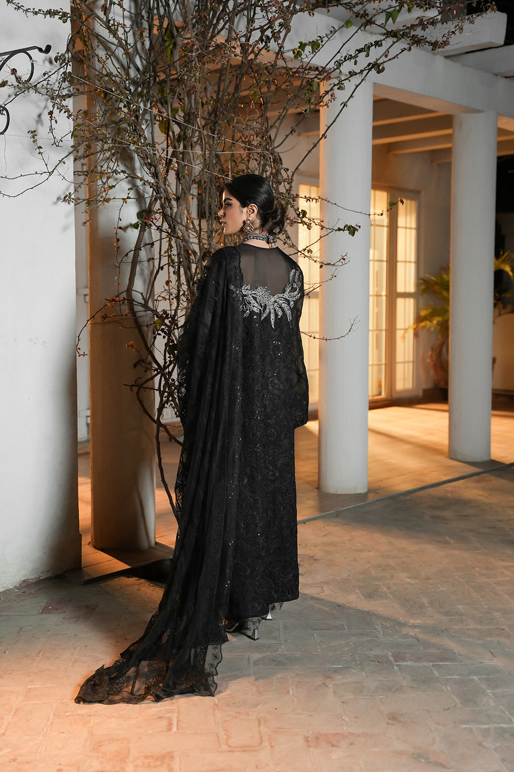 Nilofer Shahid | Verve Summer 24 | Amorist (3pc)- Verve SS 24 - Riwayat-e-Khas