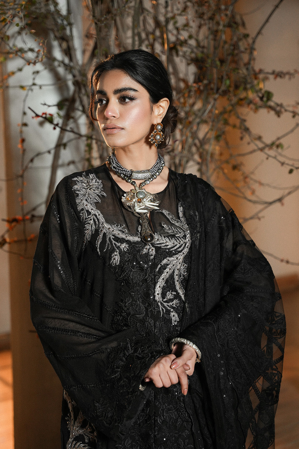 Nilofer Shahid | Verve Summer 24 | Amorist (3pc)- Verve SS 24 - Riwayat-e-Khas