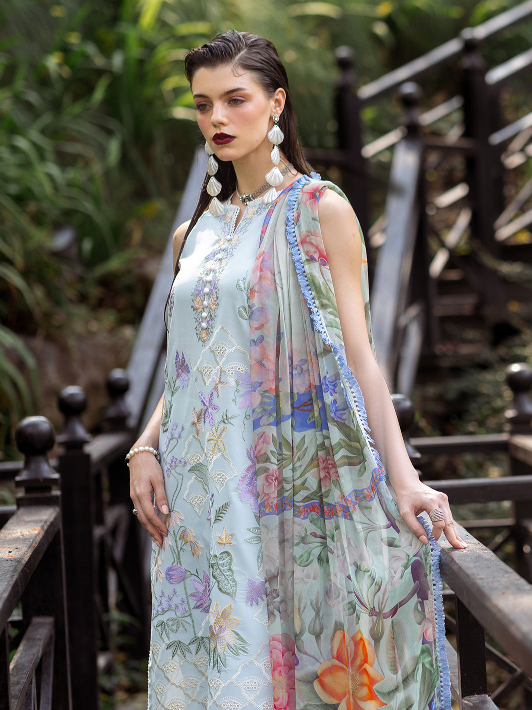 Roheenaz | Dahlia Embroidered Lawn 24 | Daisy - Riwayat-e-Khas