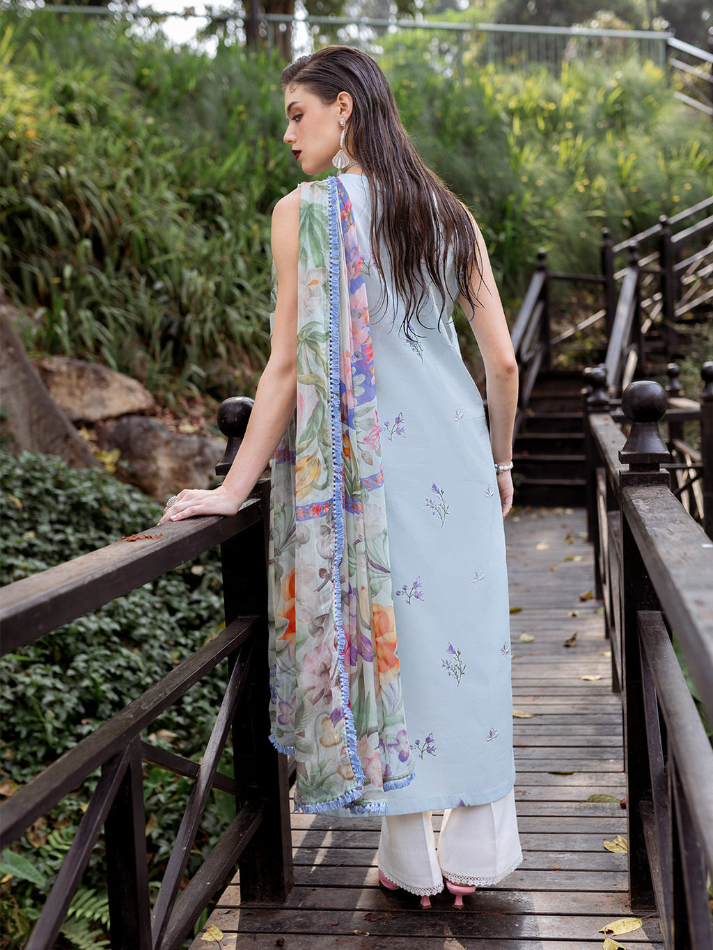 Roheenaz | Dahlia Embroidered Lawn 24 | Daisy - Riwayat-e-Khas