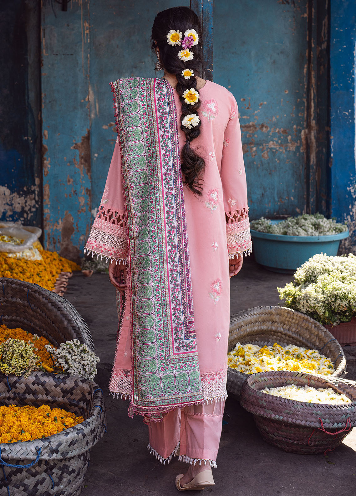 Sahane | Sahakari Chikankari Lawn Edit 24 | Mohini - Riwayat-e-Khas
