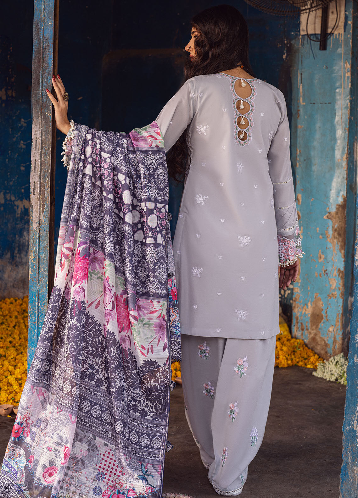Sahane | Sahakari Chikankari Lawn Edit 24 | Dastaan - Riwayat-e-Khas