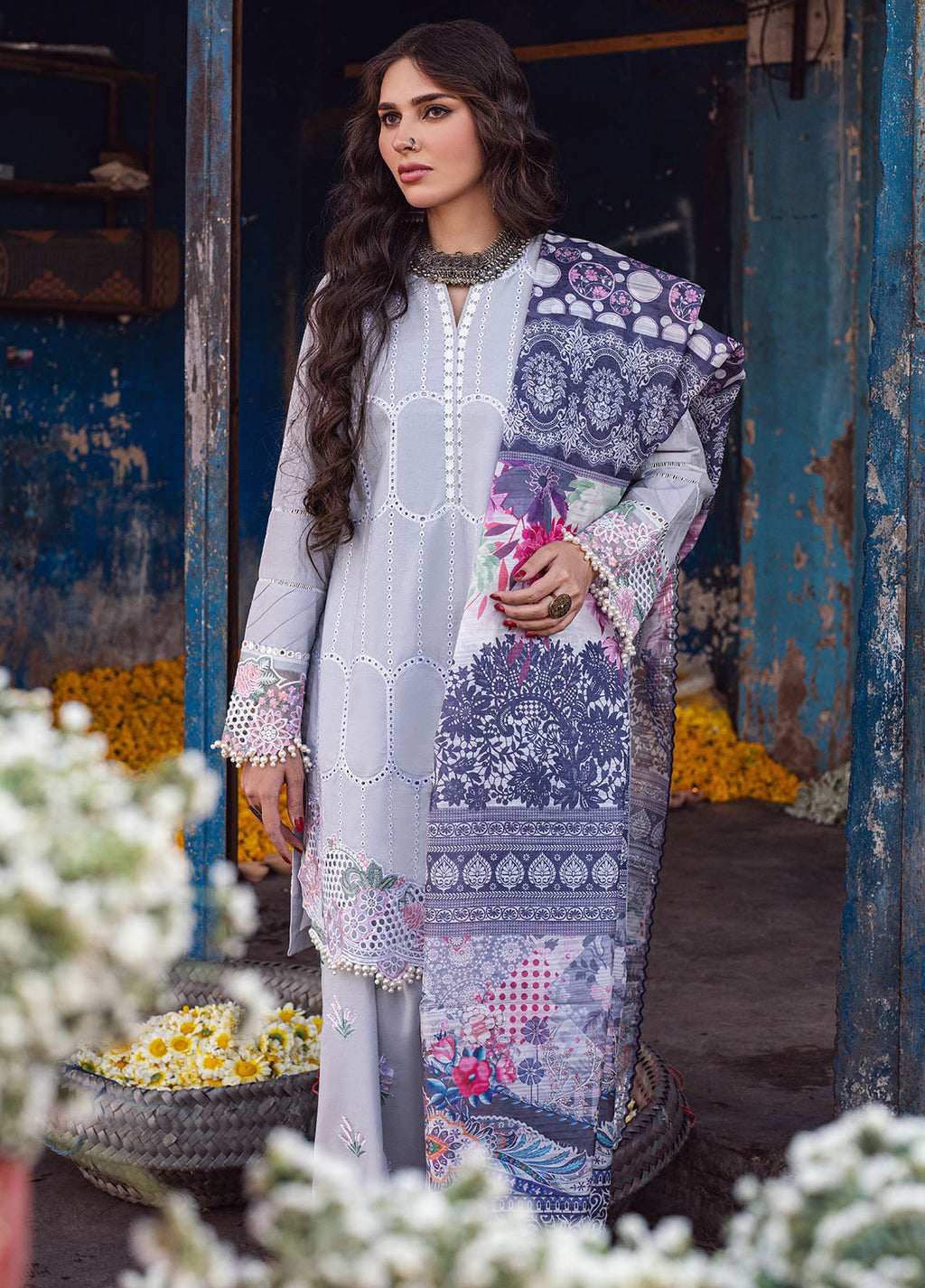 Sahane | Sahakari Chikankari Lawn Edit 24 | Dastaan - Riwayat-e-Khas