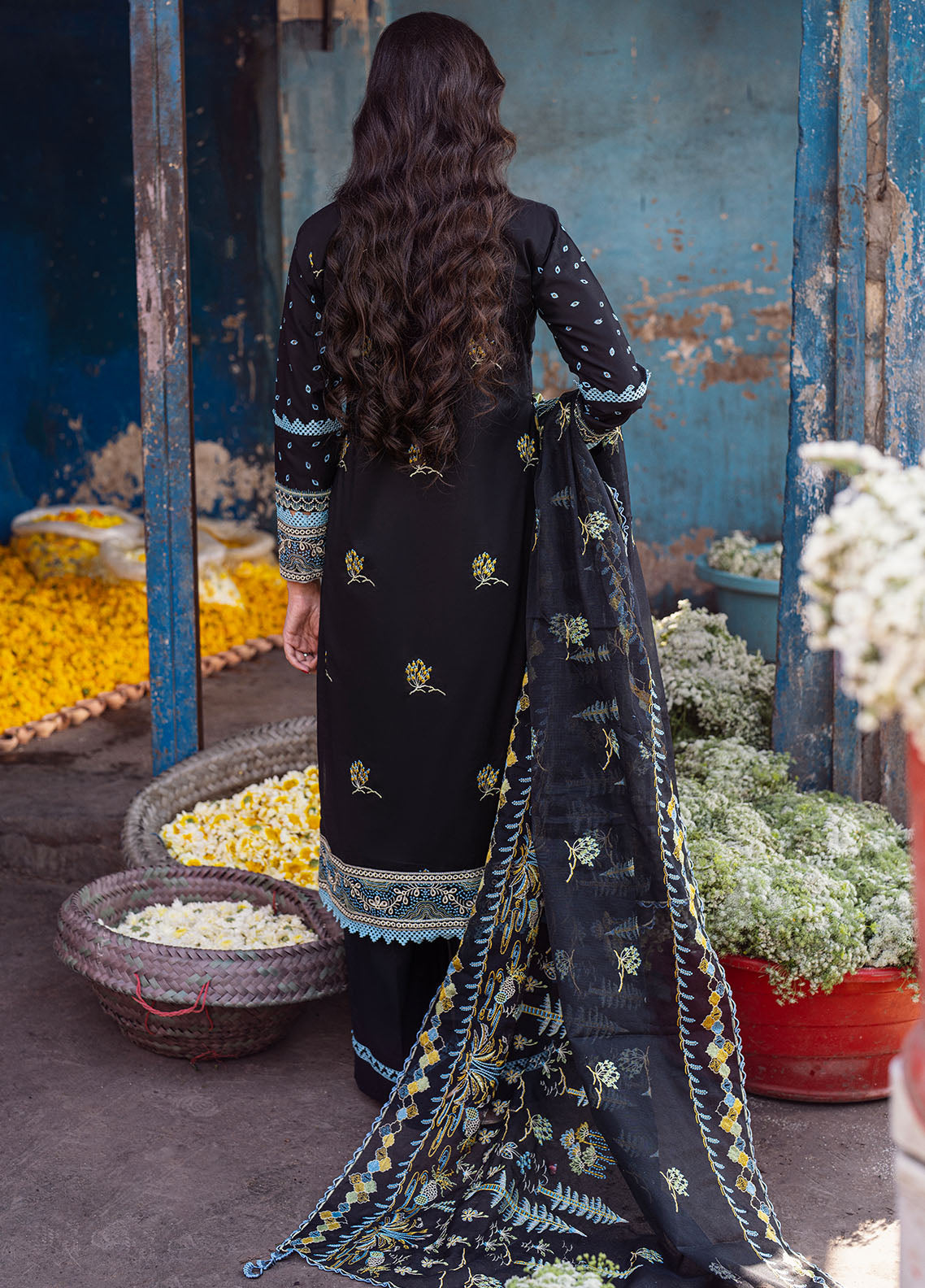 Sahane | Sahakari Chikankari Lawn Edit 24 | Kashish - Riwayat-e-Khas