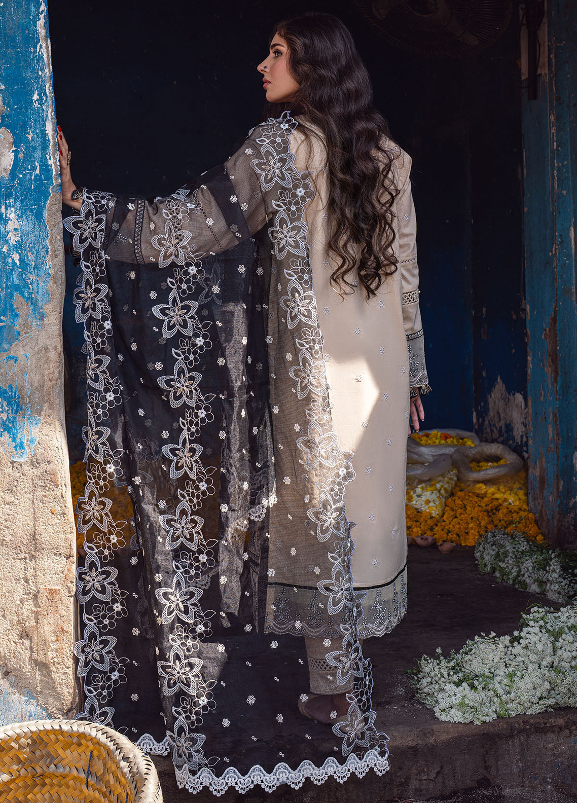 Sahane | Sahakari Chikankari Lawn Edit 24 | Ghazal - Riwayat-e-Khas