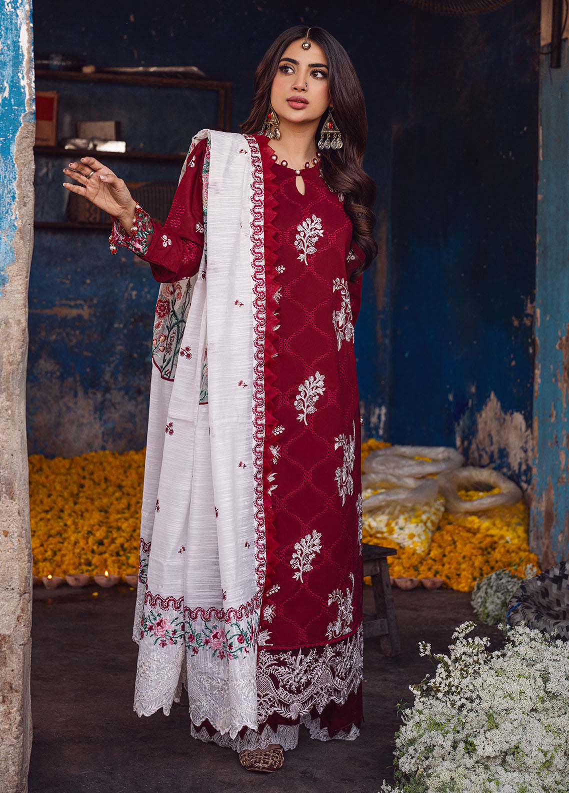 Sahane | Sahakari Chikankari Lawn Edit 24 | Gulaab - Riwayat-e-Khas